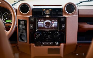 Land-Rover-Defender-1993-Station-Wagon-5