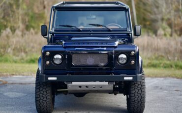 Land-Rover-Defender-1993-Station-Wagon-9