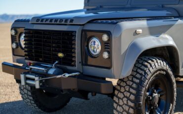 Land-Rover-Defender-1995-SUV-10