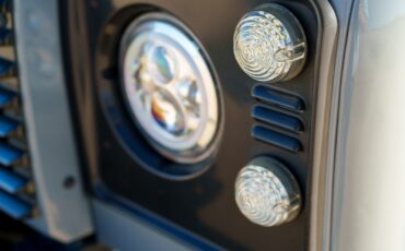 Land-Rover-Defender-1995-SUV-13