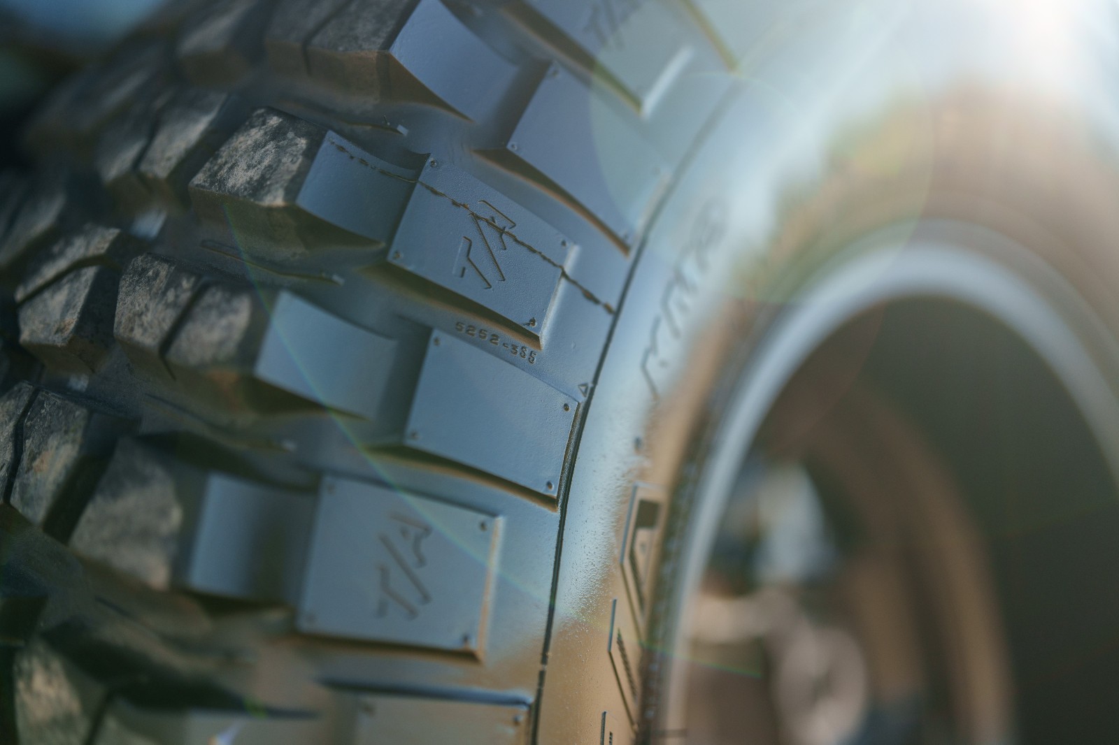 Land-Rover-Defender-1995-SUV-20