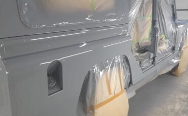 Land-Rover-Defender-1995-SUV-22