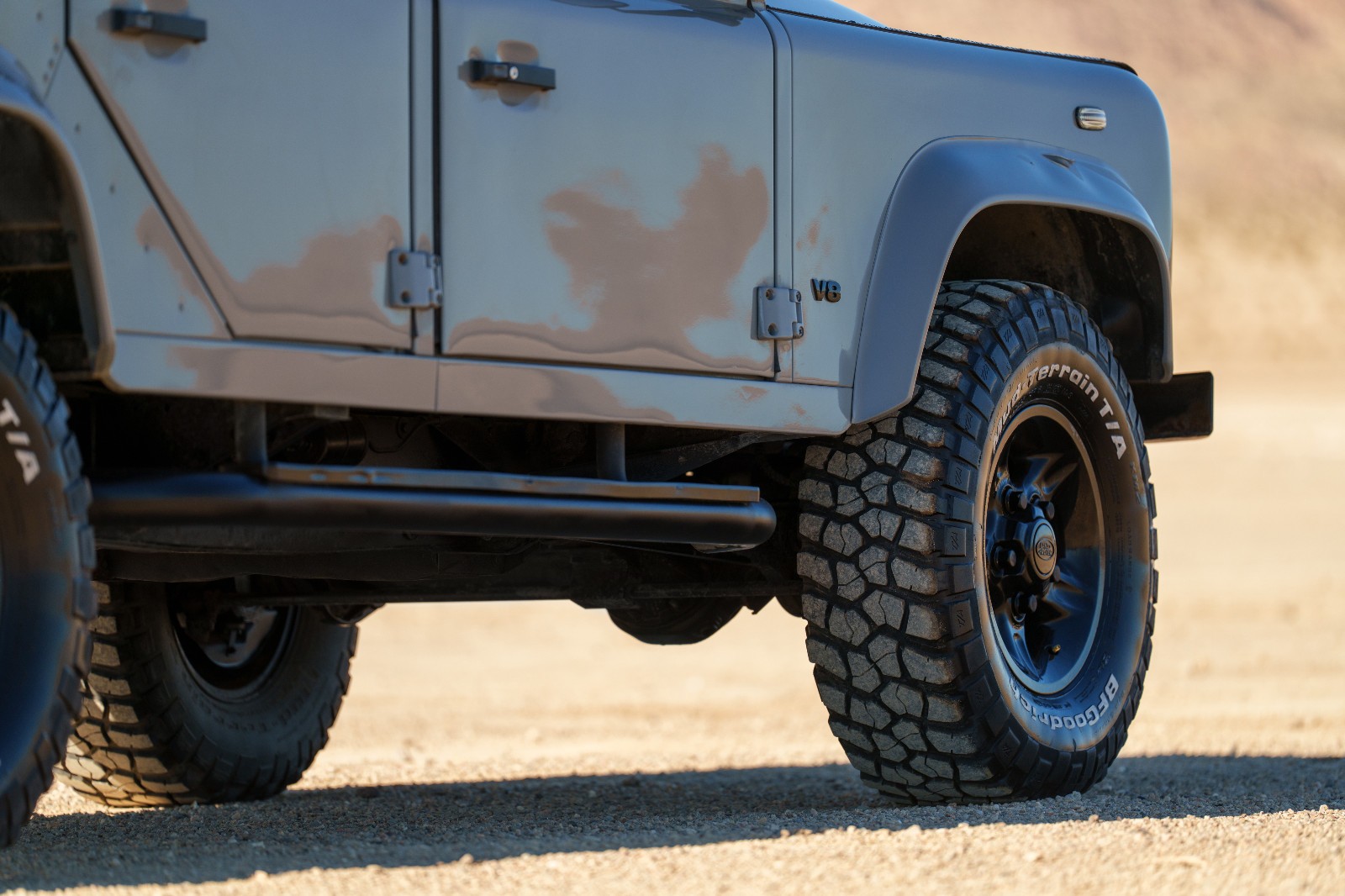 Land-Rover-Defender-1995-SUV-7