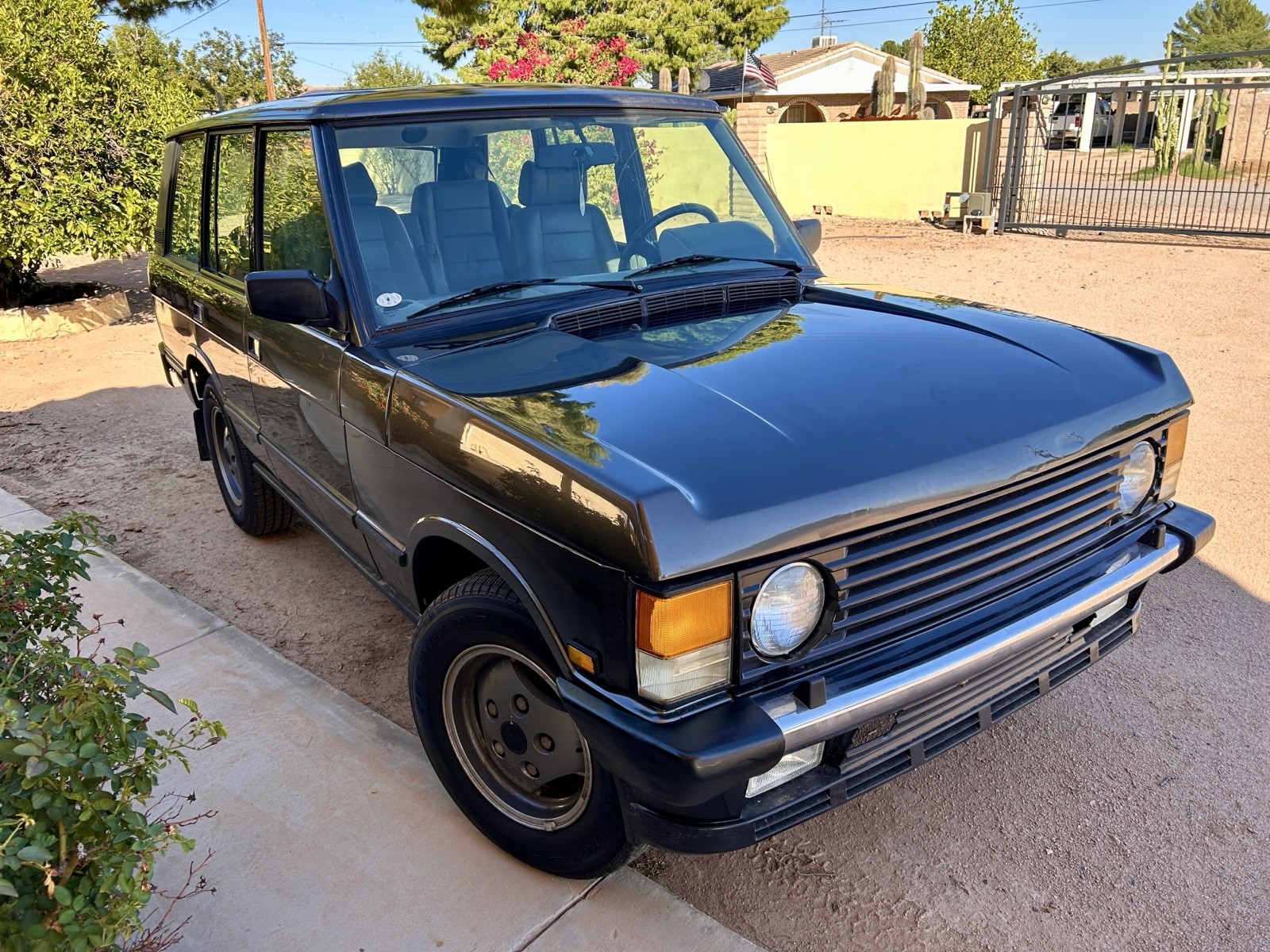 Land-Rover-Range-Rover-1992