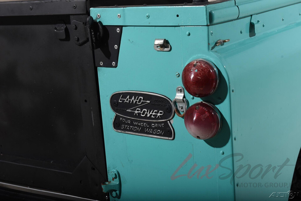 Land-Rover-Safari-1967-23