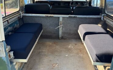 Land-Rover-Series-III-1973-16