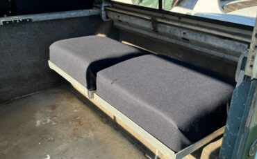 Land-Rover-Series-III-1973-17