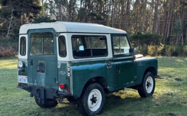 Land-Rover-Series-III-1973-5