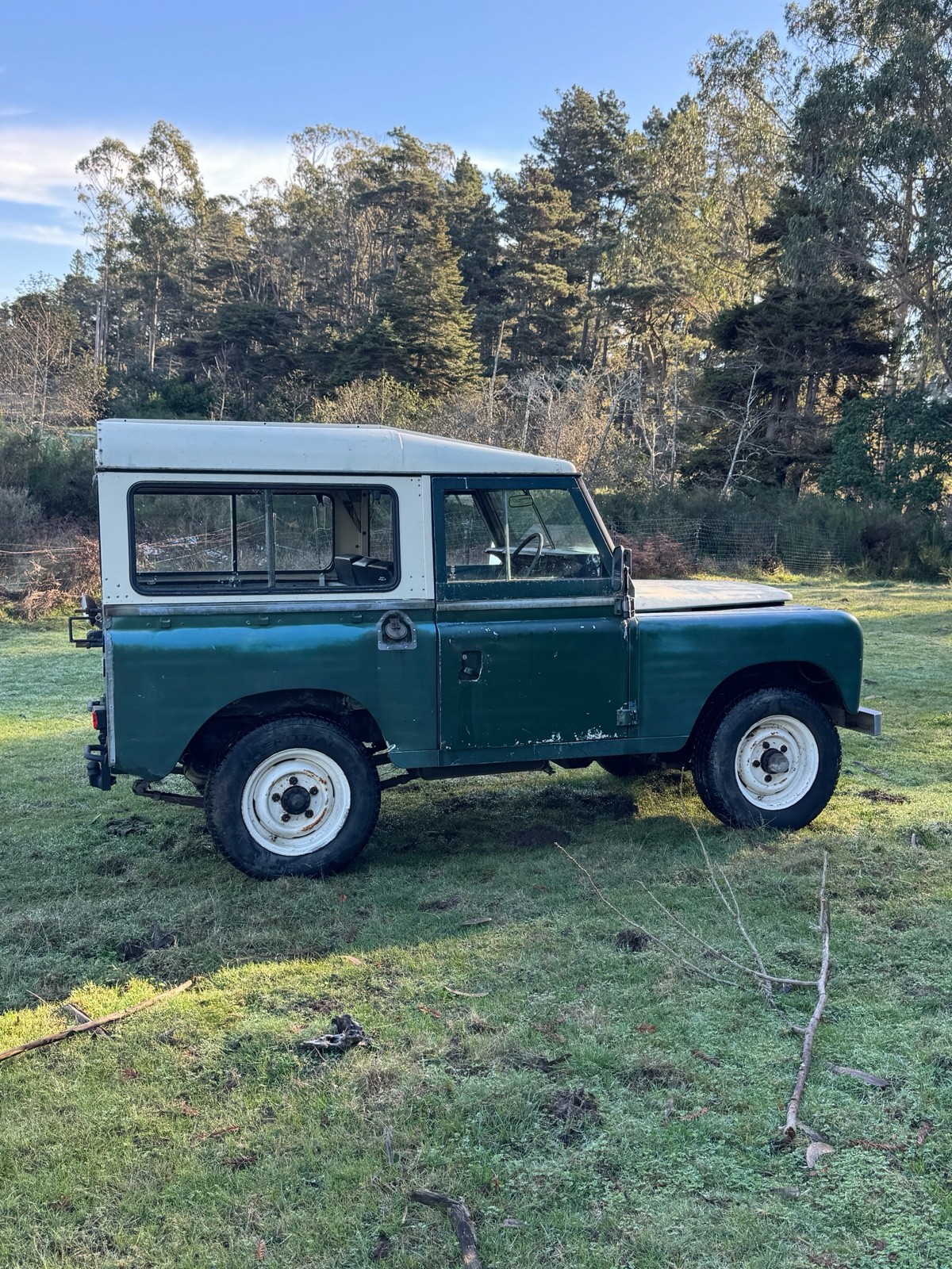 Land-Rover-Series-III-1973-6