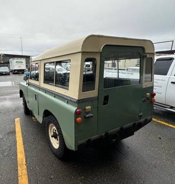 Land-rover-88h-1970-green-1
