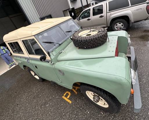 Land-rover-88h-1970-green-3