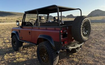 Land-rover-Defender-1989-Red-matte-Black-12