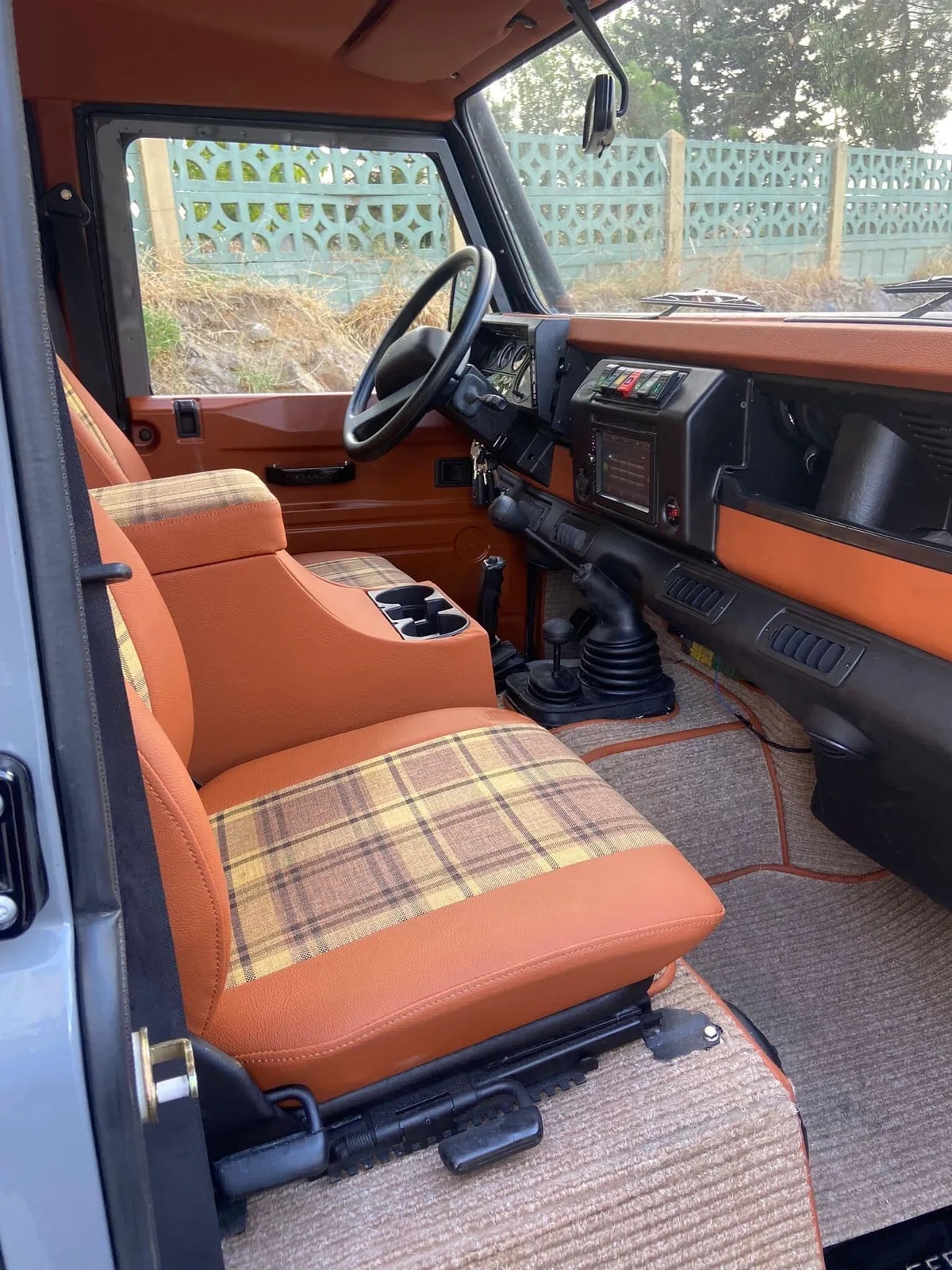 Land-rover-Defender-1995-15