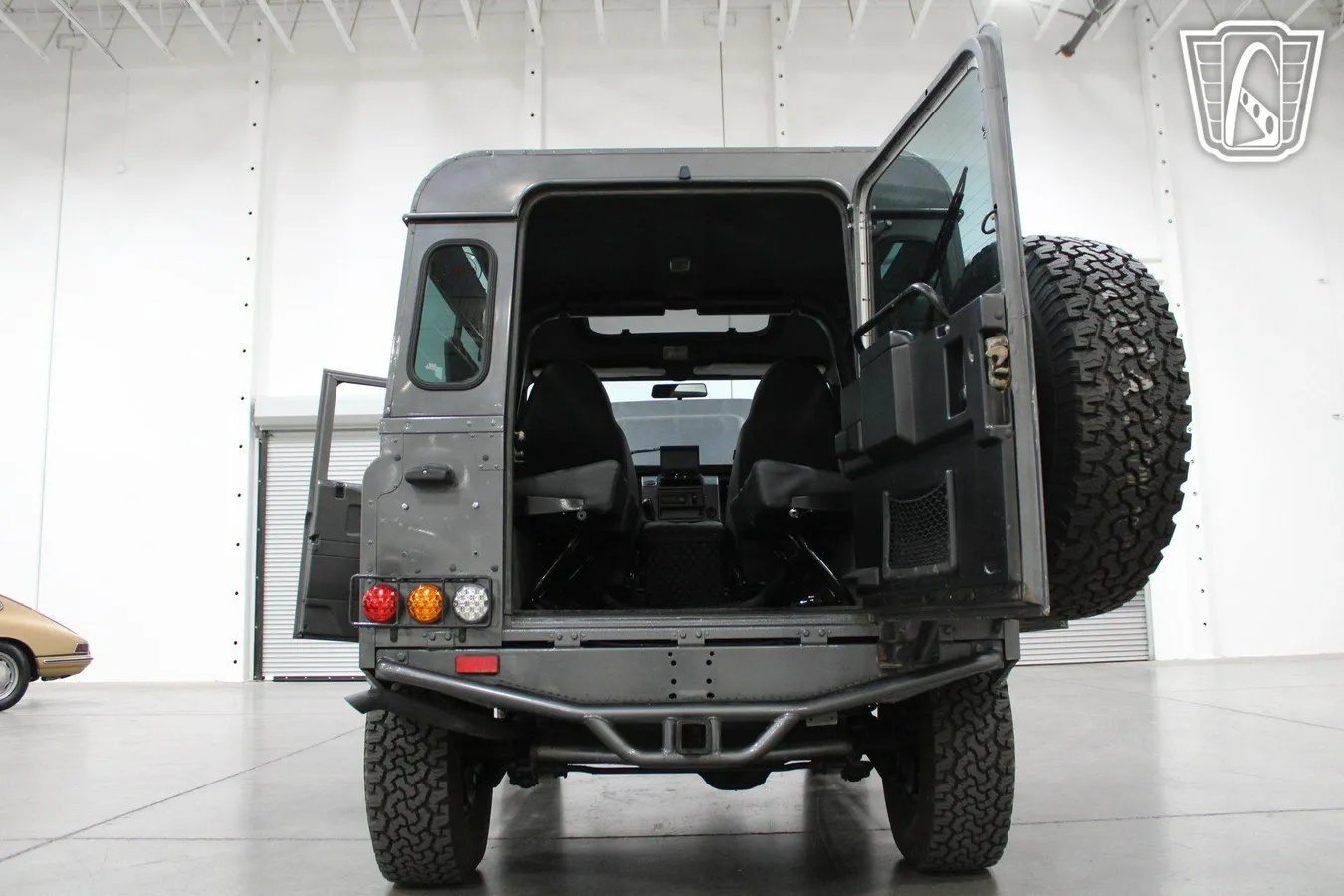 Land-rover-Defender-1995-Gray-Black-14