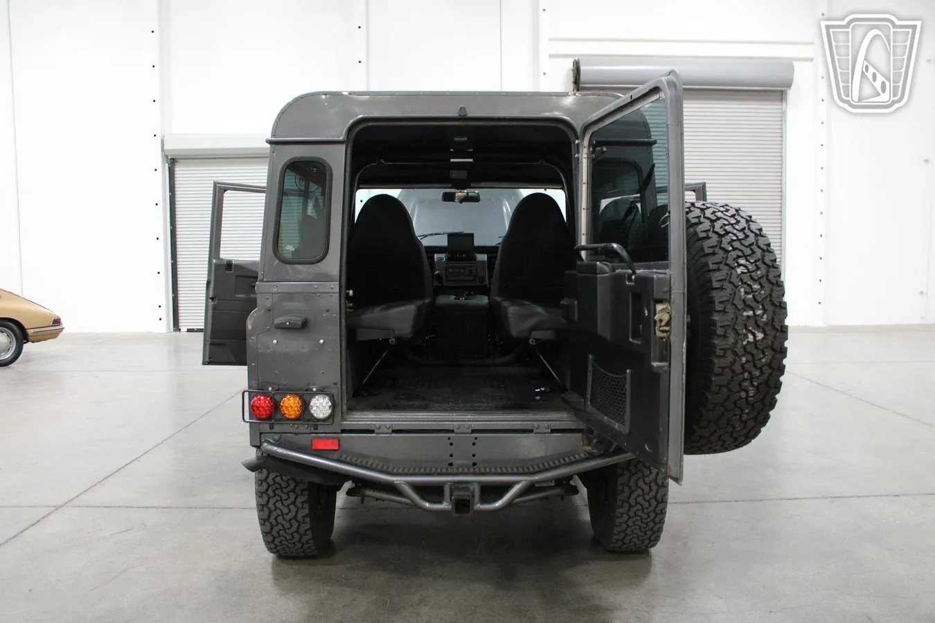 Land-rover-Defender-1995-Gray-Black-15