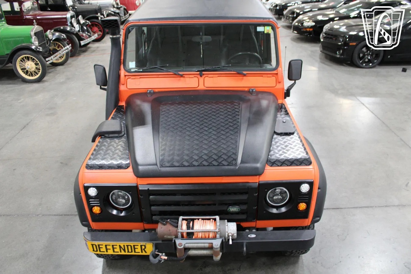 Land-rover-Defender-1995-Orange-Black-1