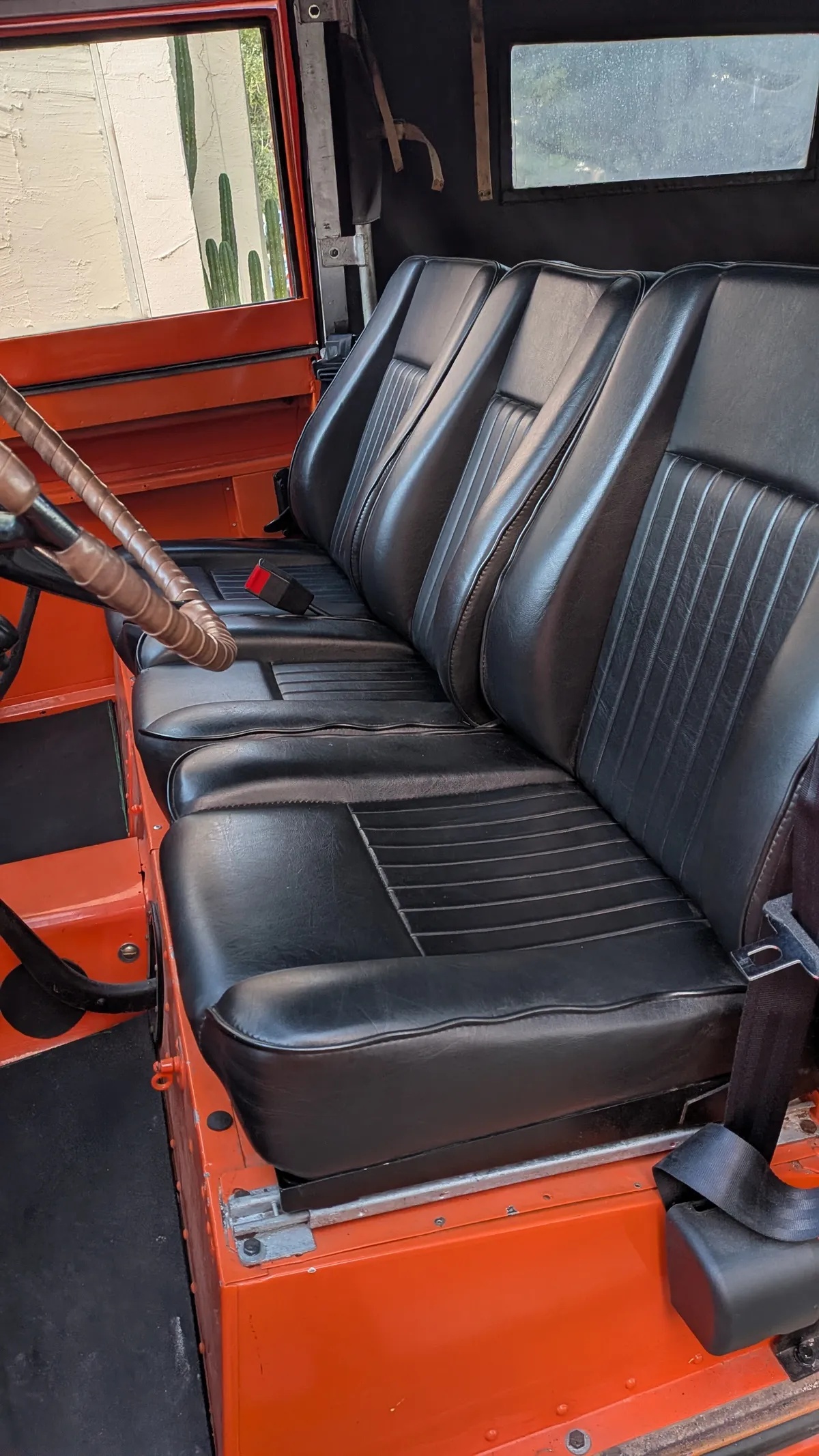 Land-rover-Series-2a-1966-Orange-Orange-14