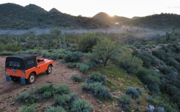 Land-rover-Series-2a-1966-Orange-Orange