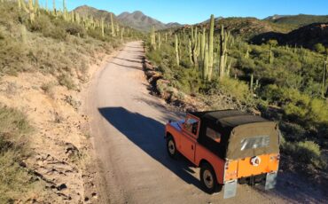 Land-rover-Series-2a-1966-Orange-Orange-4