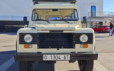 Land-rover-Series-3-1988-Cream-Cream-2