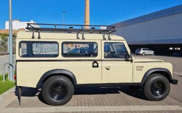 Land-rover-Series-3-1988-Cream-Cream-9