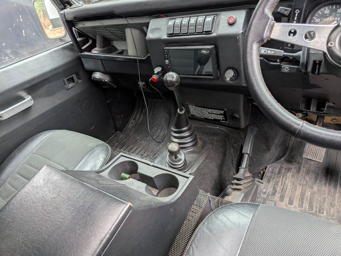 Land-rover-defender-90-diesel-1989-custom-3