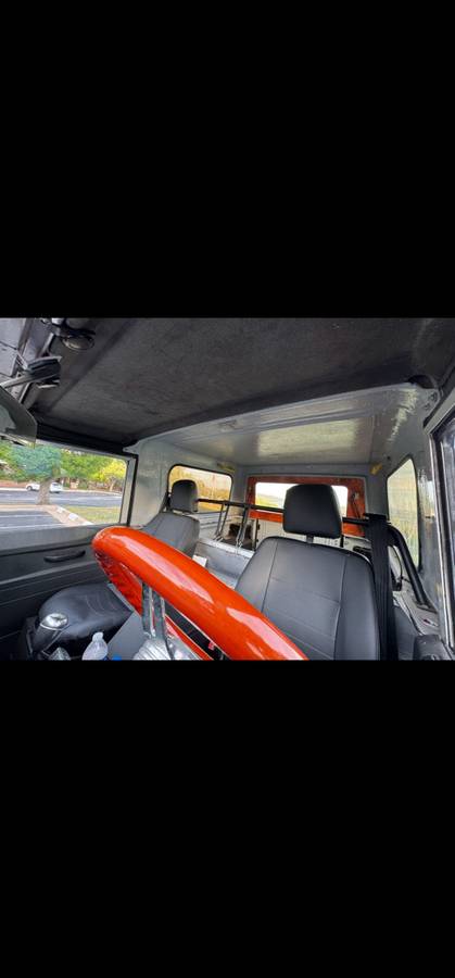 Land-rover-defender-90-diesel-1991-grey-5