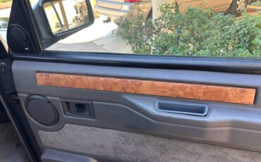 Land-rover-range-rover-classic-1992-grey-5