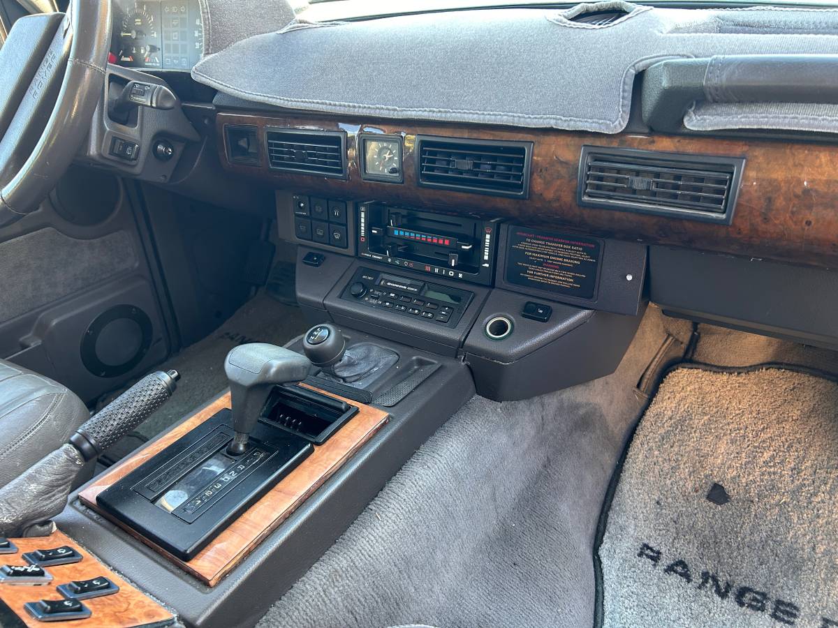 Land-rover-range-rover-classic-1992-grey-6