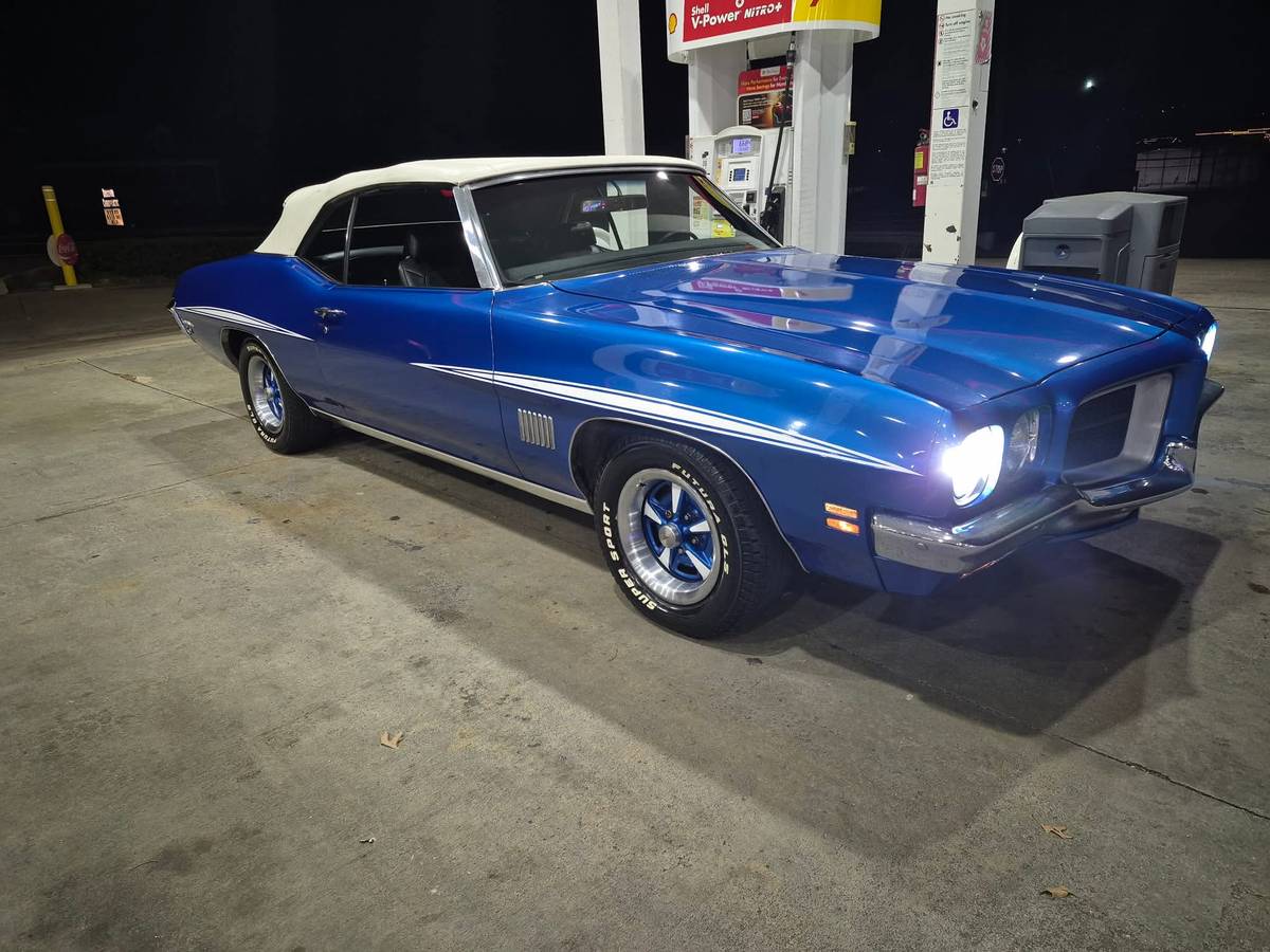 Lemans-sport-1971-blue-4