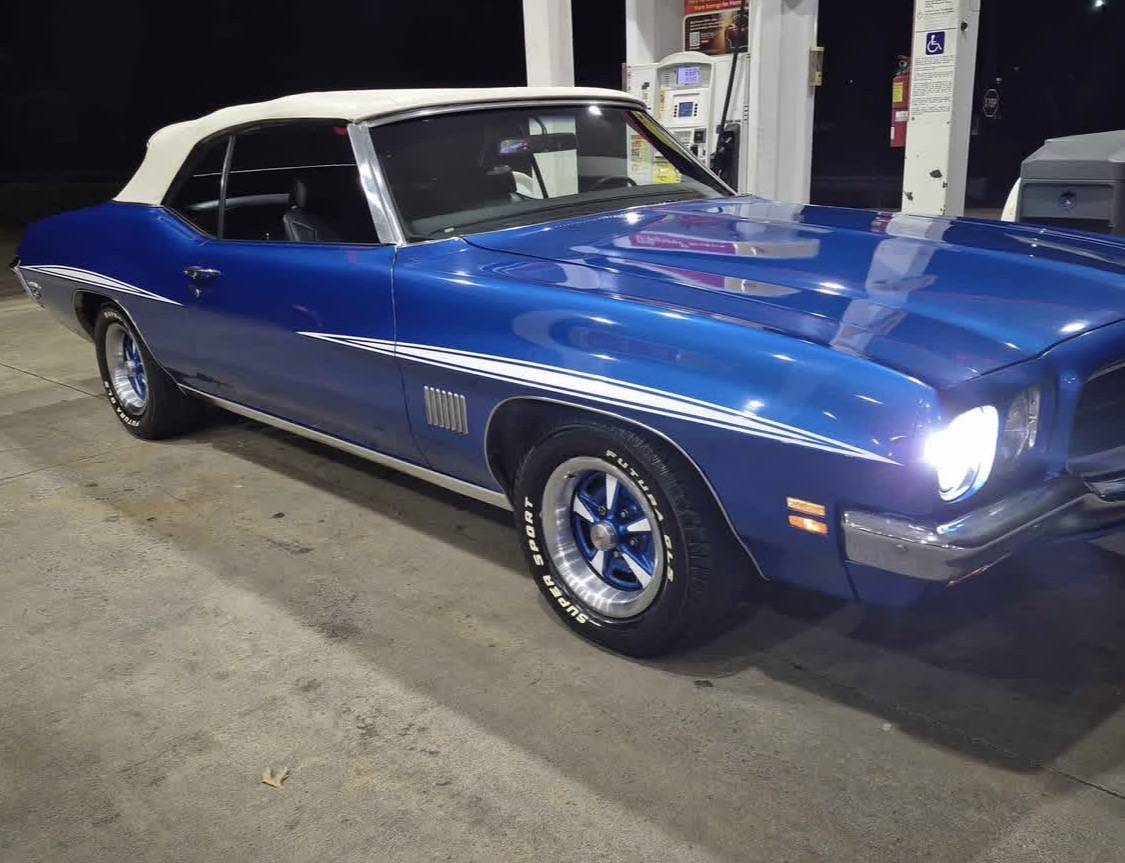 Lemans-sport-1971-blue-9