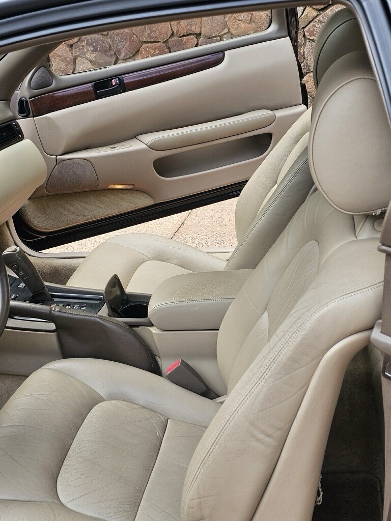 Lexus-SC-1992-Coupe-11