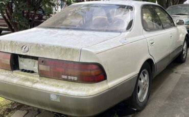 Lexus-es-300-1993-custom-1