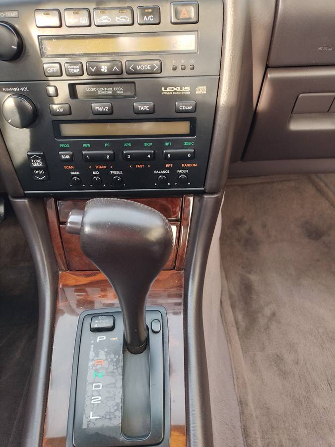 Lexus-es300-1995-6