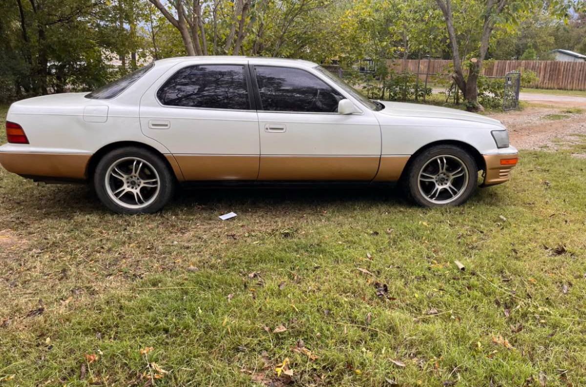 Lexus-ls-400-1992-white-6