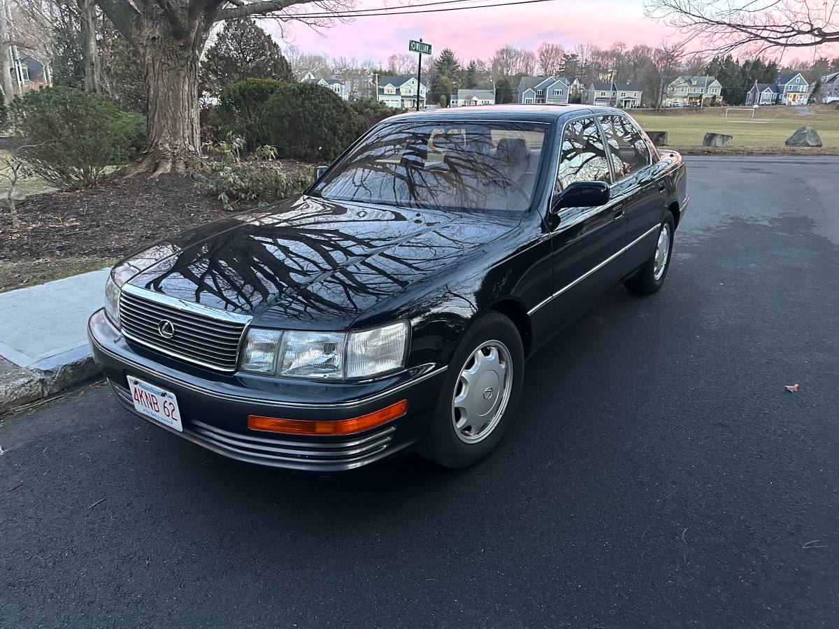 Lexus-ls-400-1994-black-1