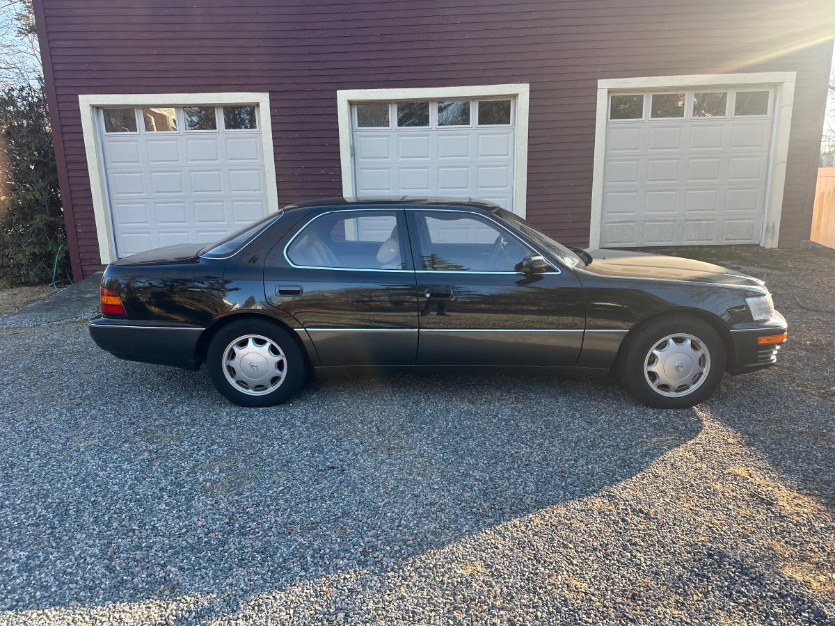 Lexus-ls-400-1994-black-8