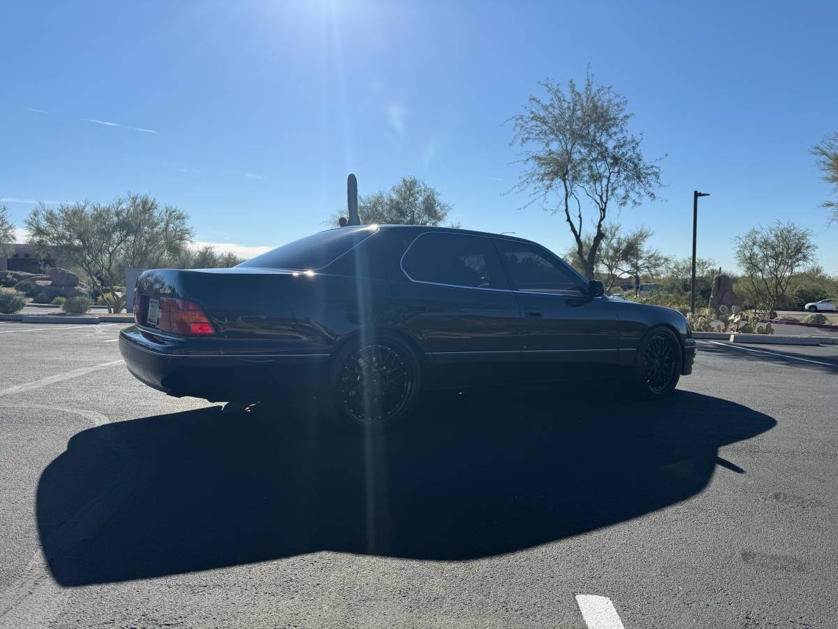 Lexus-ls400-1995-black-4