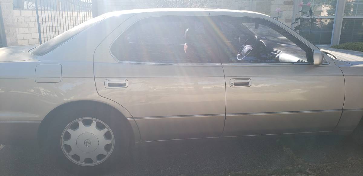 Lexus-ls400-1996-custom-4