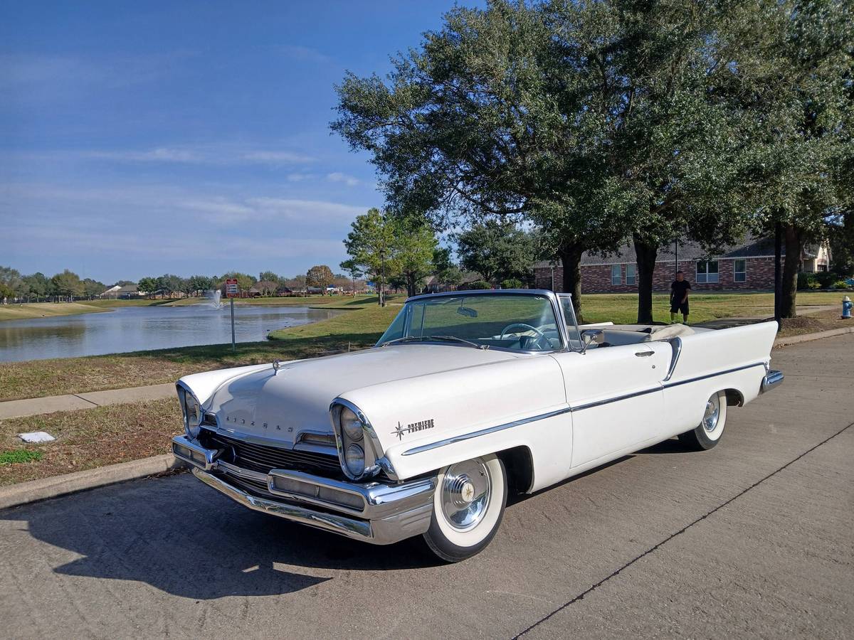 Lincoln-1957-white-1