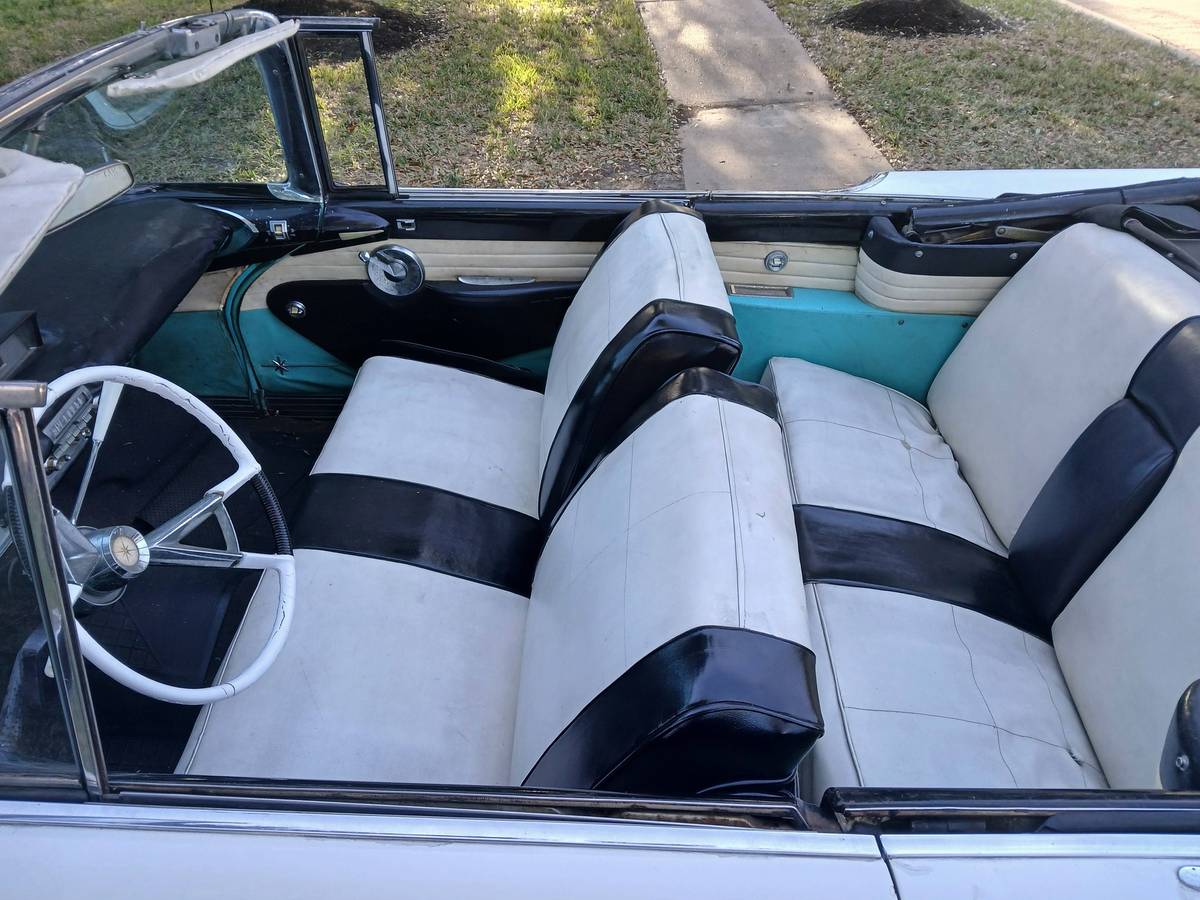 Lincoln-1957-white-15