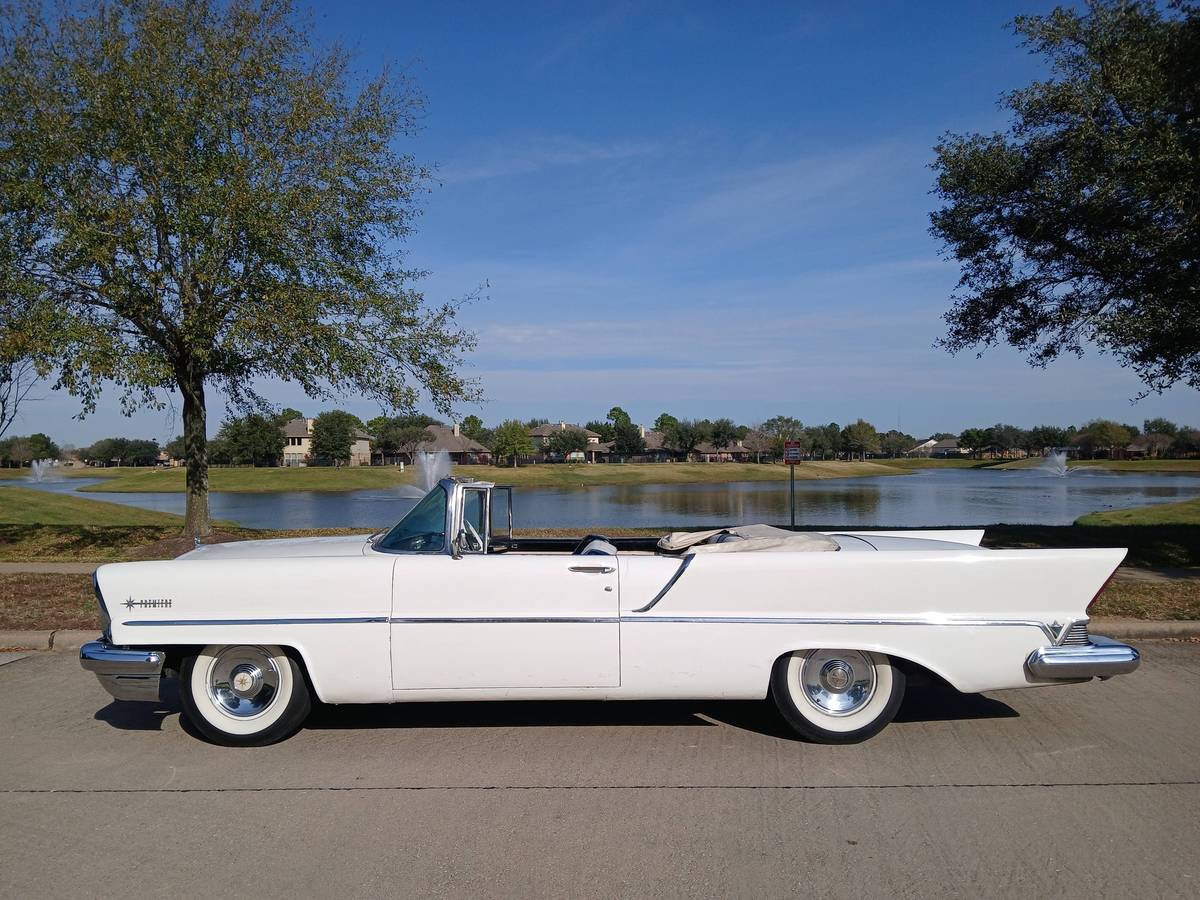 Lincoln-1957-white-3