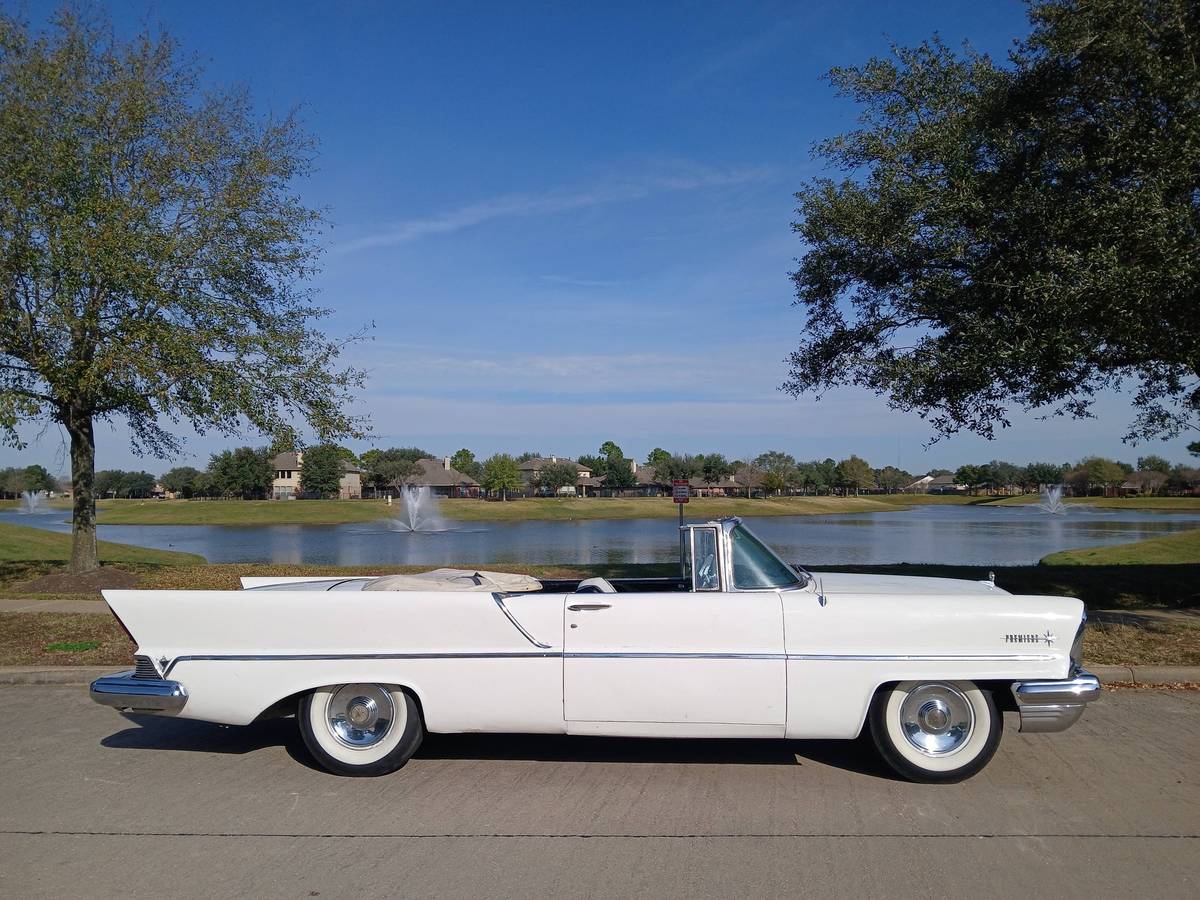 Lincoln-1957-white-5