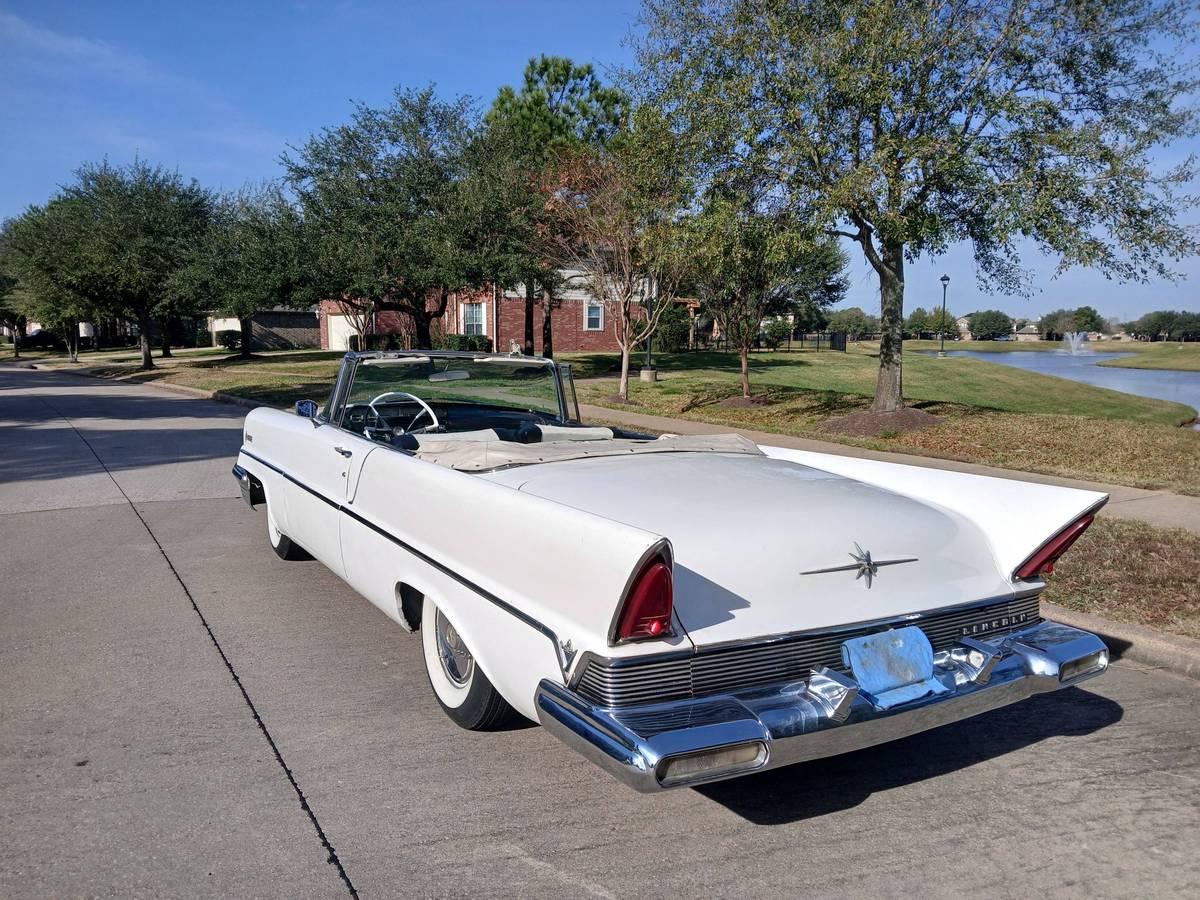 Lincoln-1957-white-6