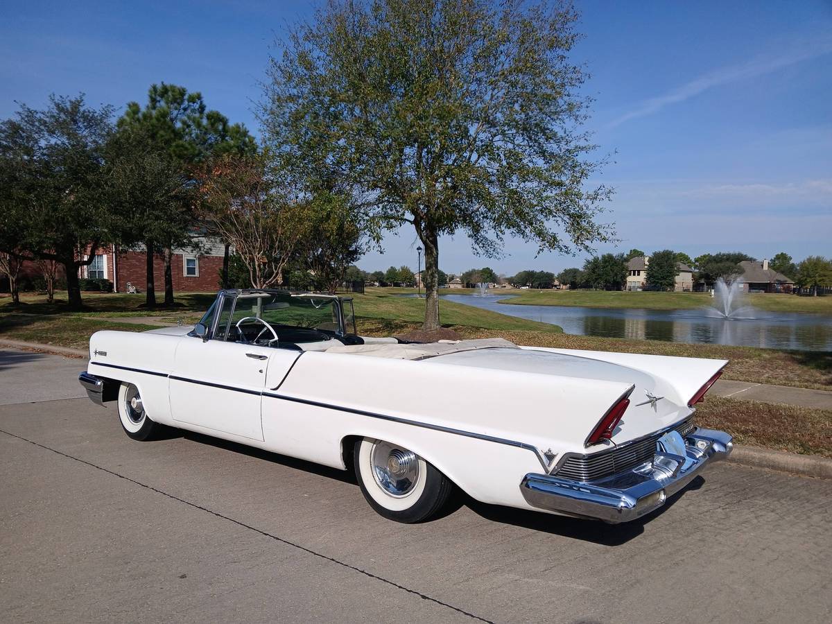 Lincoln-1957-white-8