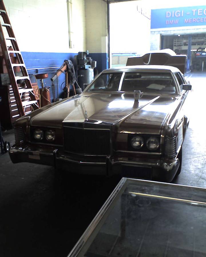 Lincoln-1973-brown-4