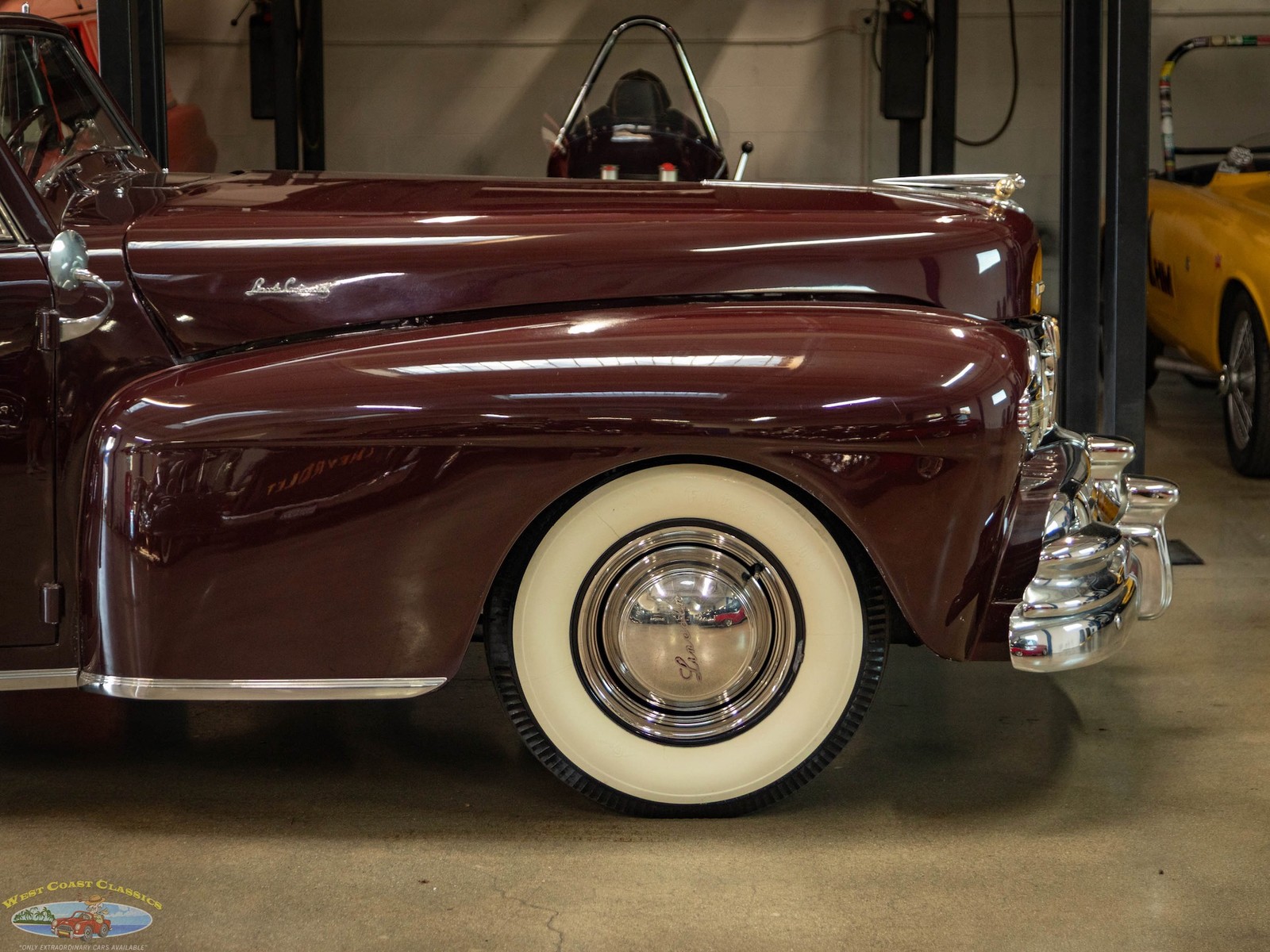 Lincoln-Continental-1948-2-Door-Convertible-3