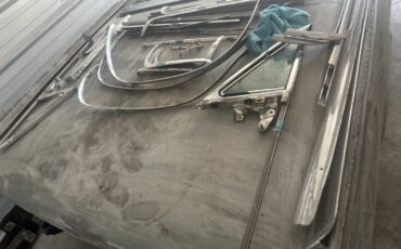 Lincoln-Continental-1964-10