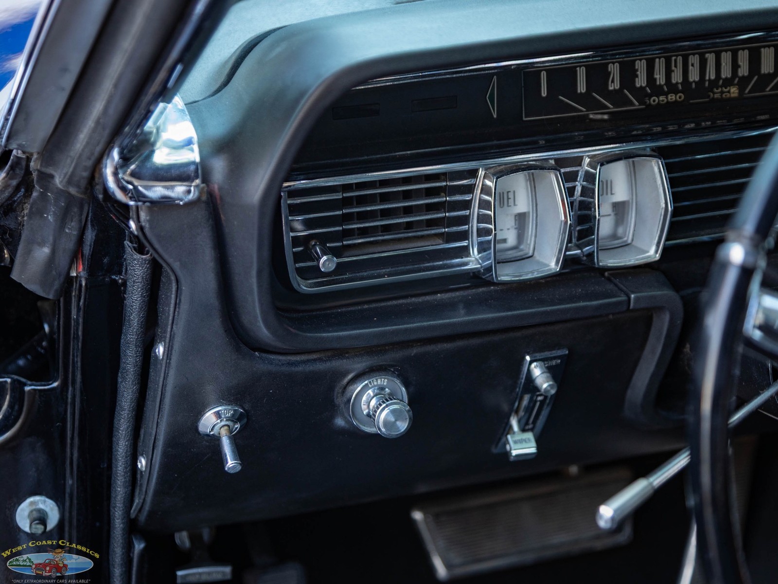 Lincoln-Continental-1964-4-Door-Convertible-36