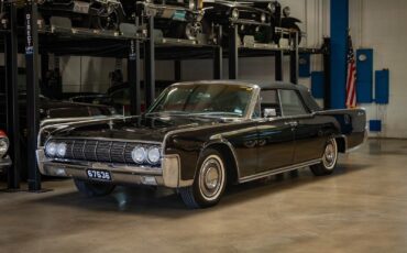 Lincoln-Continental-1964-4-Door-Convertible